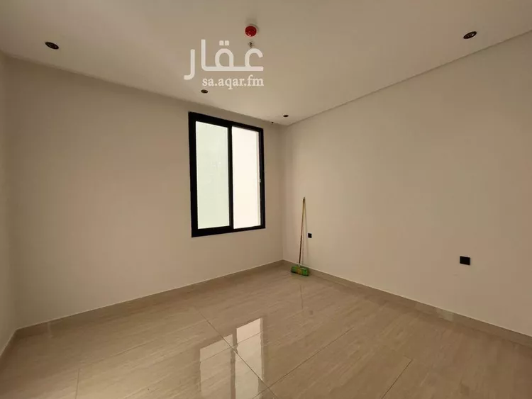 شقة للبيع في شارع أحمد بن الحسن الأنصاري, حي المهدية, مدينة الرياض, منطقة الرياض 8
