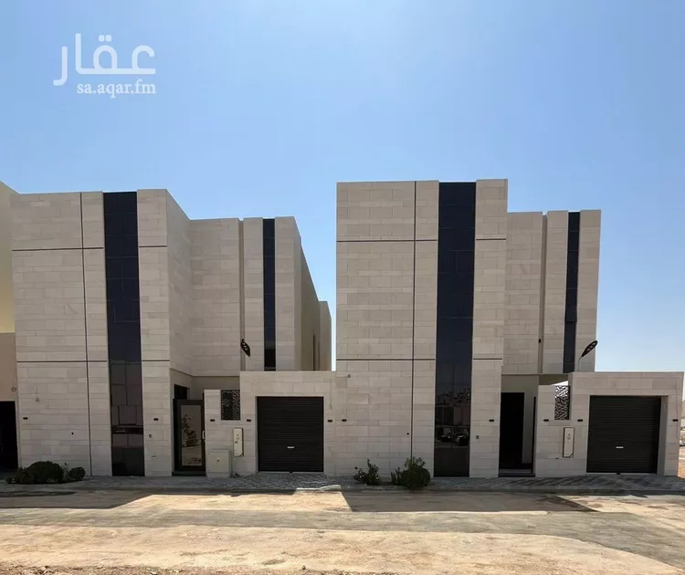 فيلا للبيع في شارع أبي بكر الآجري, حي المهدية, مدينة الرياض, منطقة الرياض صورة 2