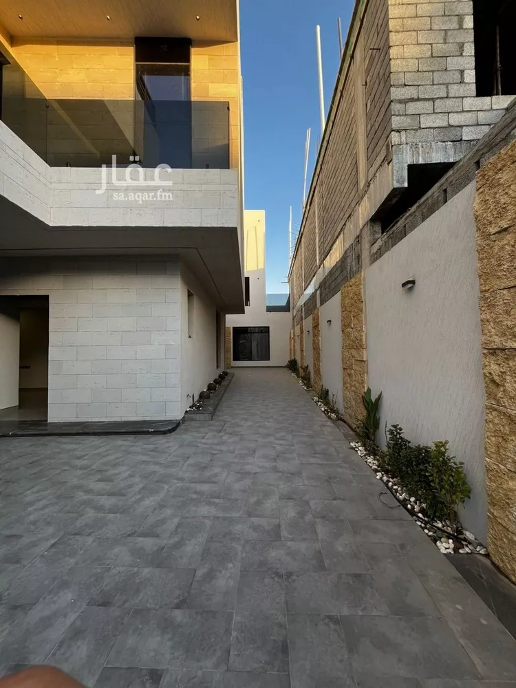 فيلا للبيع في شارع عبدالله السعدي, حي المهدية, مدينة الرياض, منطقة الرياض صورة 5
