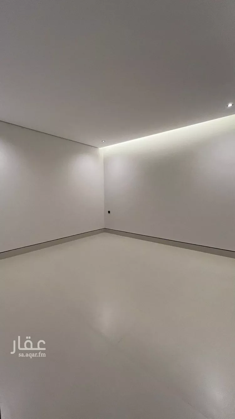 فيلا للبيع في شارع أبي الحسن الأسفرائيني, حي المهدية, مدينة الرياض, منطقة الرياض 7