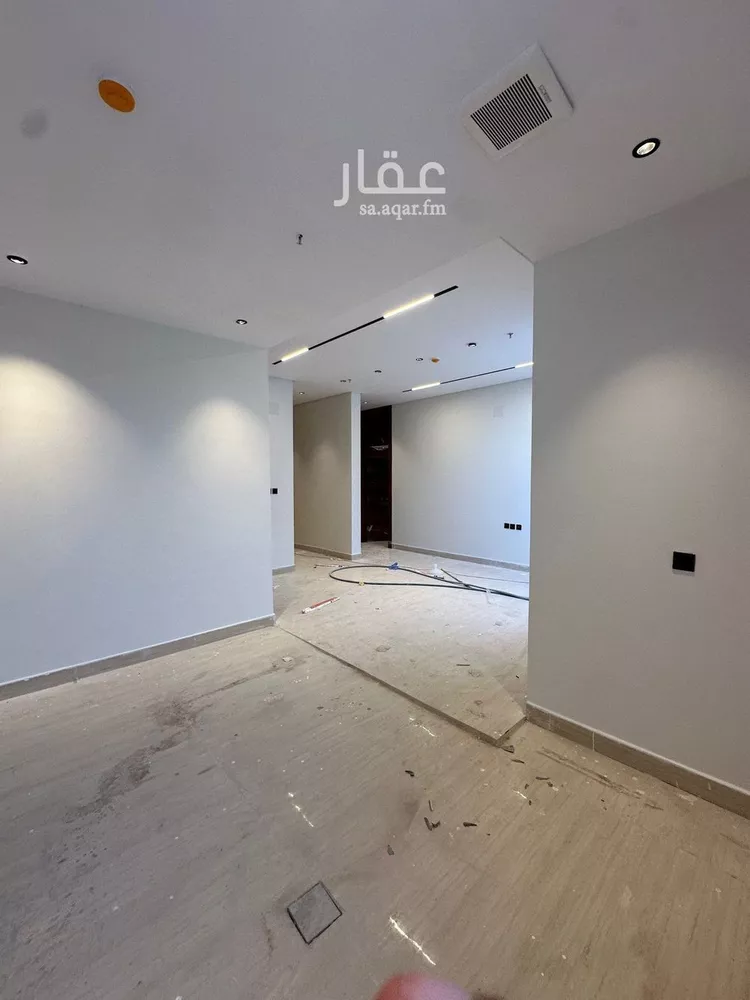 Apartment for Sale in Riyadh Al Mahdiyah 11