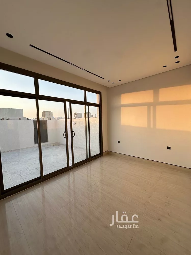 Villa for Sale in Riyadh Al Mahdiyah 28