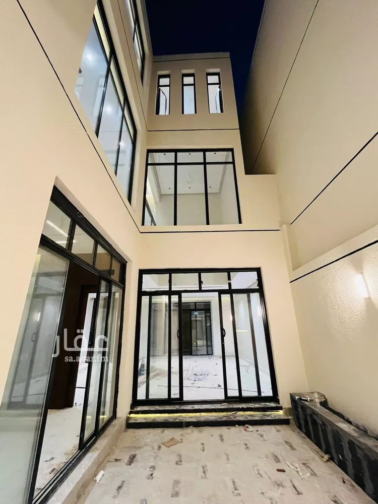 فيلا للبيع في شارع الحارث بن سليل, حي المهدية, مدينة الرياض, منطقة الرياض صورة 2