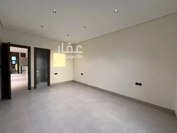فيلا للبيع في شارع خلف الأحمر, حي المهدية, مدينة الرياض, منطقة الرياض 17
