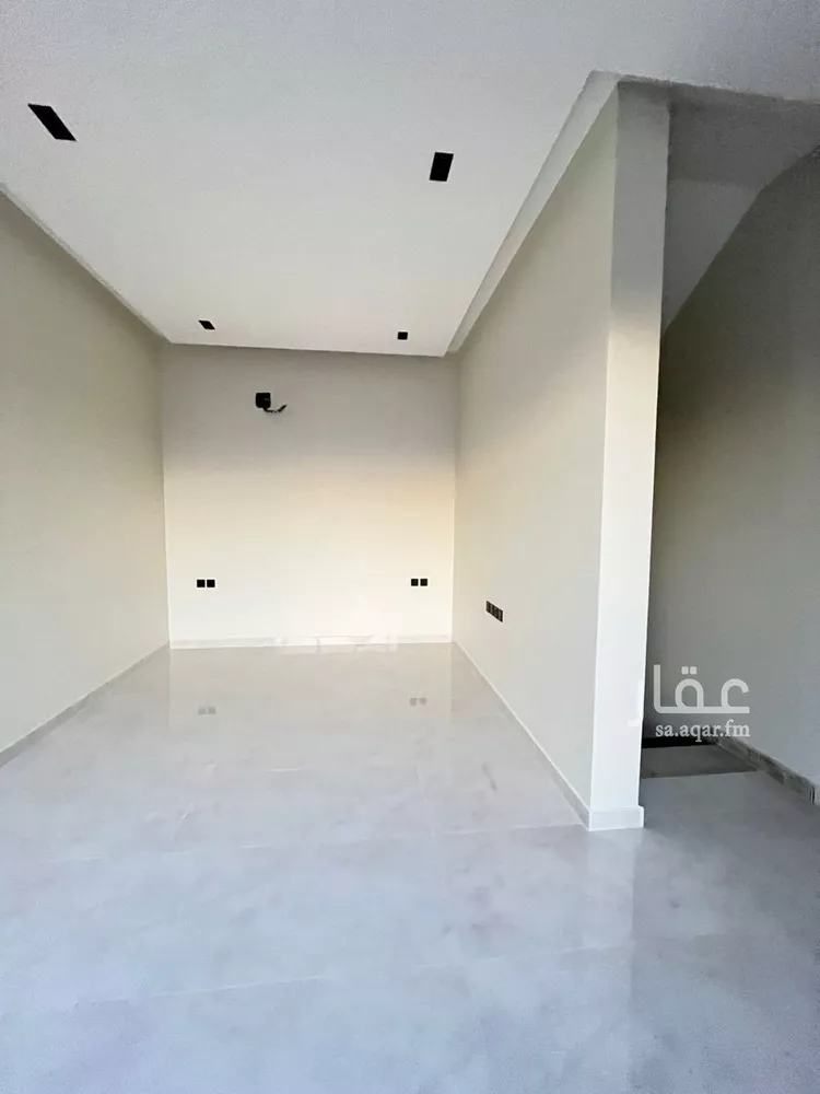 فيلا للبيع في شارع أبي الشيخ الأصبهاني, حي المهدية, مدينة الرياض, منطقة الرياض 10