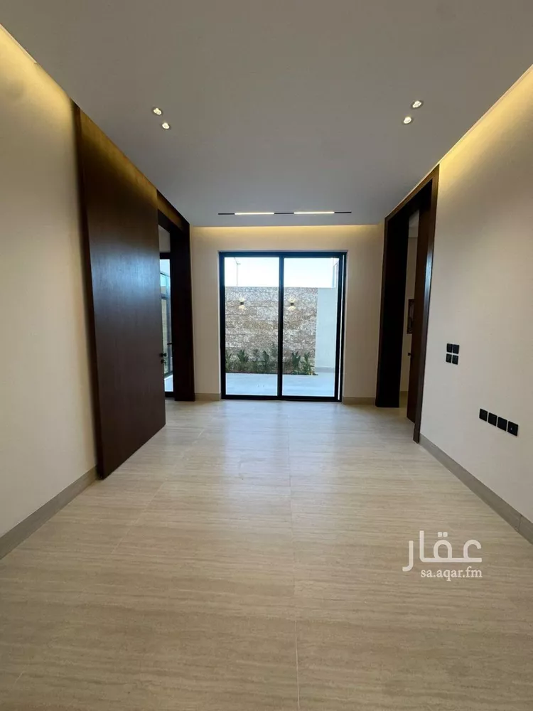 فيلا للبيع في شارع خلف الأحمر, حي المهدية, مدينة الرياض, منطقة الرياض 10