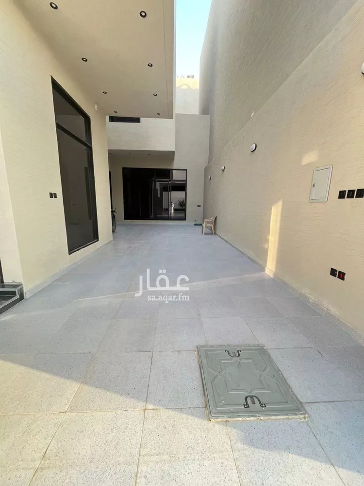 Villa for Sale in Riyadh Al Mahdiyah 17