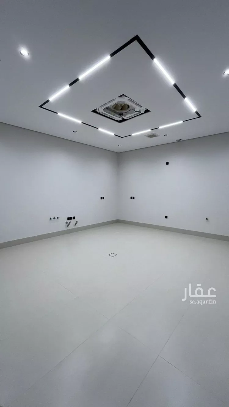 فيلا للبيع في شارع أبي الحسن الأسفرائيني, حي المهدية, مدينة الرياض, منطقة الرياض 14