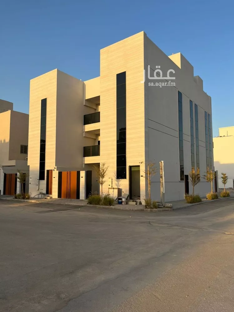 فيلا للبيع في شارع خلف الأحمر, حي المهدية, مدينة الرياض, منطقة الرياض صورة 3