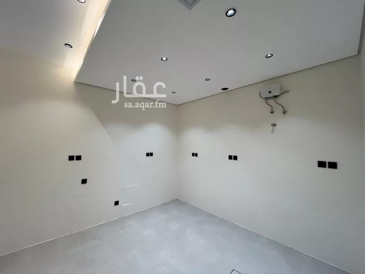 فيلا للبيع في شارع خلف الأحمر, حي المهدية, مدينة الرياض, منطقة الرياض 7