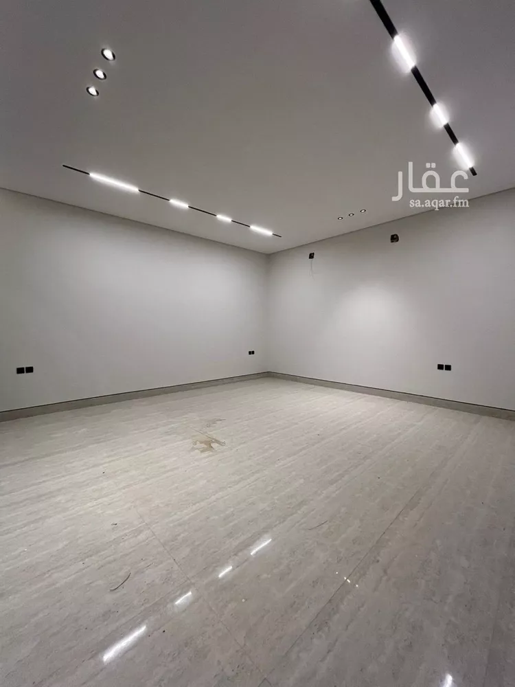 Villa for Sale in Riyadh Al Mahdiyah 18