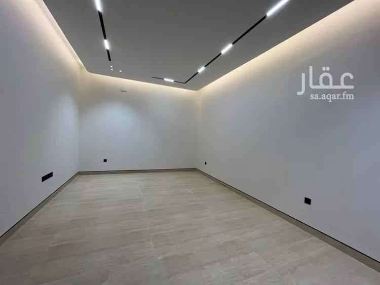 فيلا للبيع في شارع أحمد بن الحسن الأنصاري, حي المهدية, مدينة الرياض, منطقة الرياض صورة 5