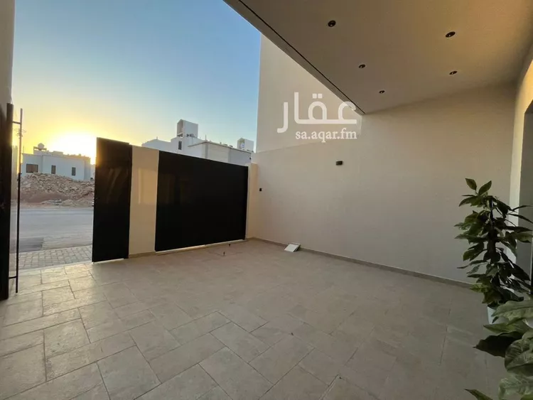 فيلا للبيع في شارع خلف الأحمر, حي المهدية, مدينة الرياض, منطقة الرياض 9