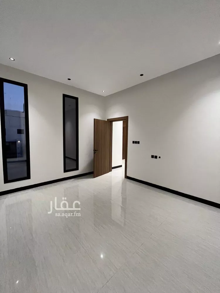 فيلا للبيع في شارع أحمد بن الحسن الأنصاري, حي المهدية, مدينة الرياض, منطقة الرياض 19