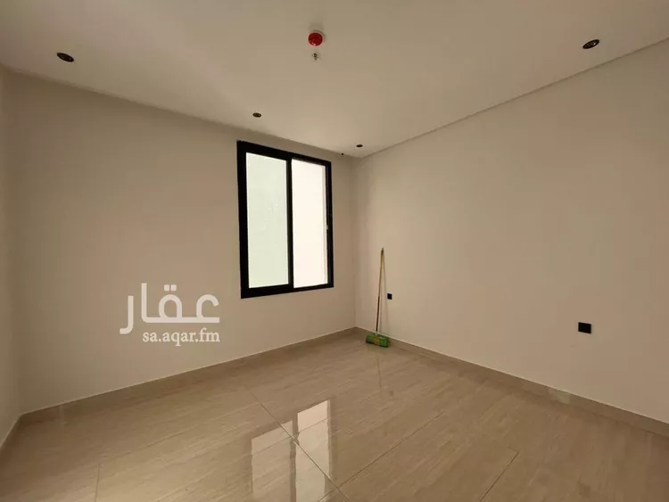 شقة للبيع في شارع أحمد بن الحسن الأنصاري, حي المهدية, مدينة الرياض, منطقة الرياض 8