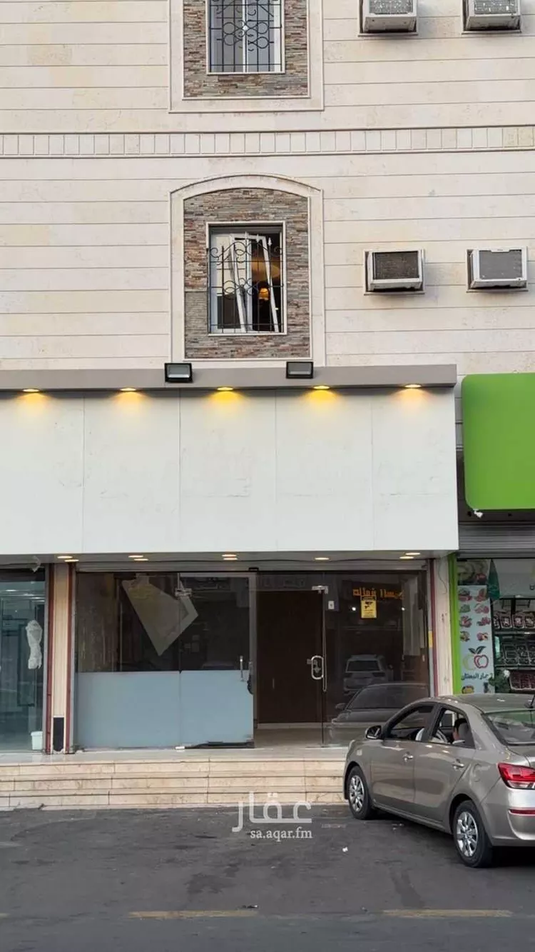محل للإيجار في شارع عمر بن الخطاب رضي الله عنه, حي الأخباب, مدينة الطائف, منطقة مكة المكرمة صورة 2