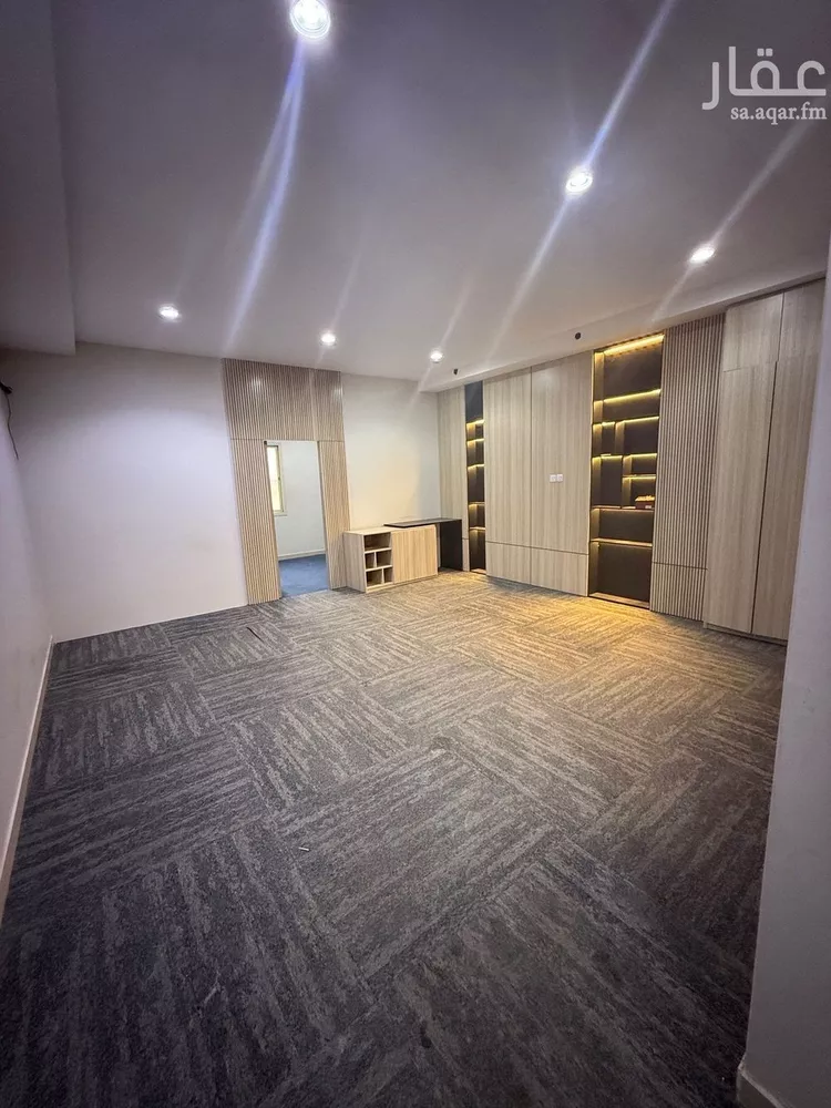 مكتب تجاري للإيجار في شارع الامير سعود ابن عبدالله ابن جلوي, حي النرجس, مدينة الرياض, منطقة الرياض صورة 2