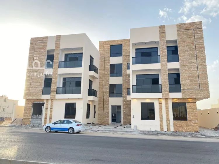 عمارة للبيع في شارع عمير بن سنان بن عرفطة, حي المهدية, مدينة الرياض, منطقة الرياض صورة 2