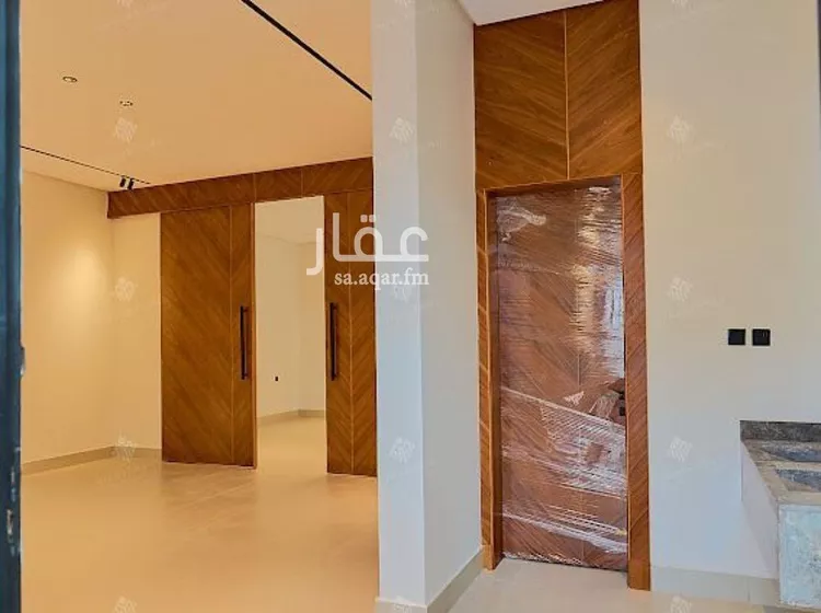 فيلا للبيع في شارع بهاء الدين زهير, حي المهدية, مدينة الرياض, منطقة الرياض صورة 5