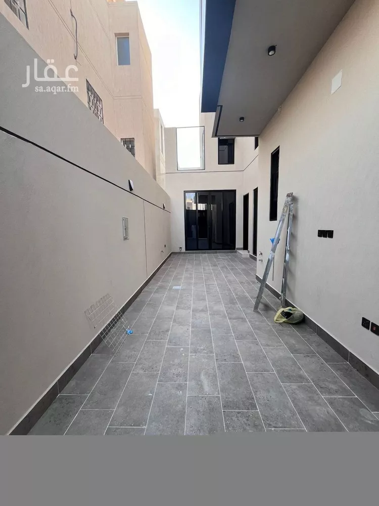 فيلا للبيع في شارع سبط العلاء, حي المهدية, مدينة الرياض, منطقة الرياض صورة 4