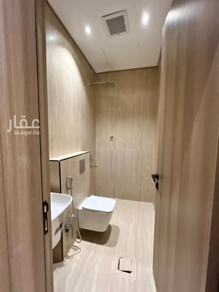 فيلا للبيع في شارع سعد الله بن مجالد, حي المهدية, مدينة الرياض, منطقة الرياض 29