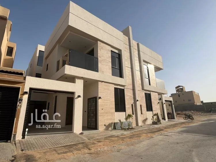 فيلا للبيع في شارع قطب الدين بن السلطان, حي المهدية, مدينة الرياض, منطقة الرياض صورة 4