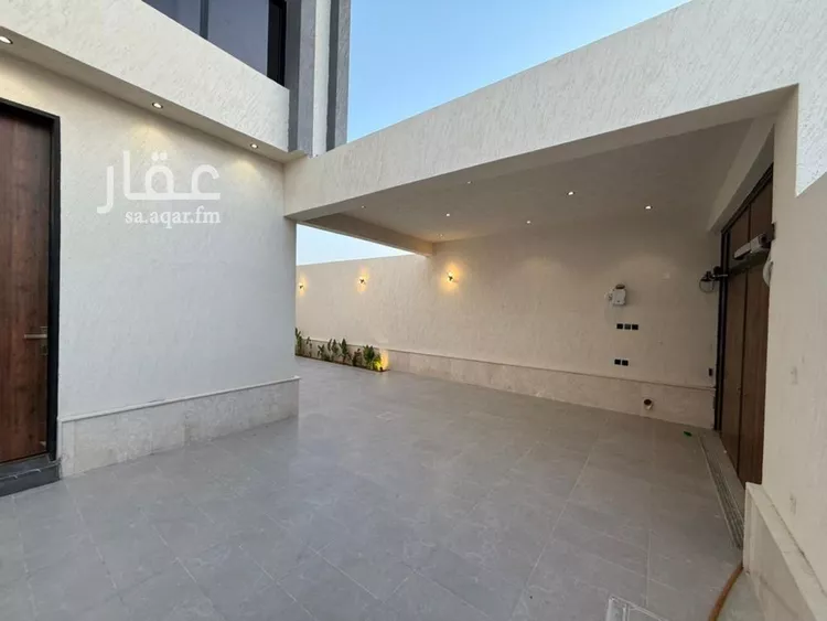 فيلا للبيع في شارع إبراهيم بن عمر الدميري, حي المهدية, مدينة الرياض, منطقة الرياض صورة 2