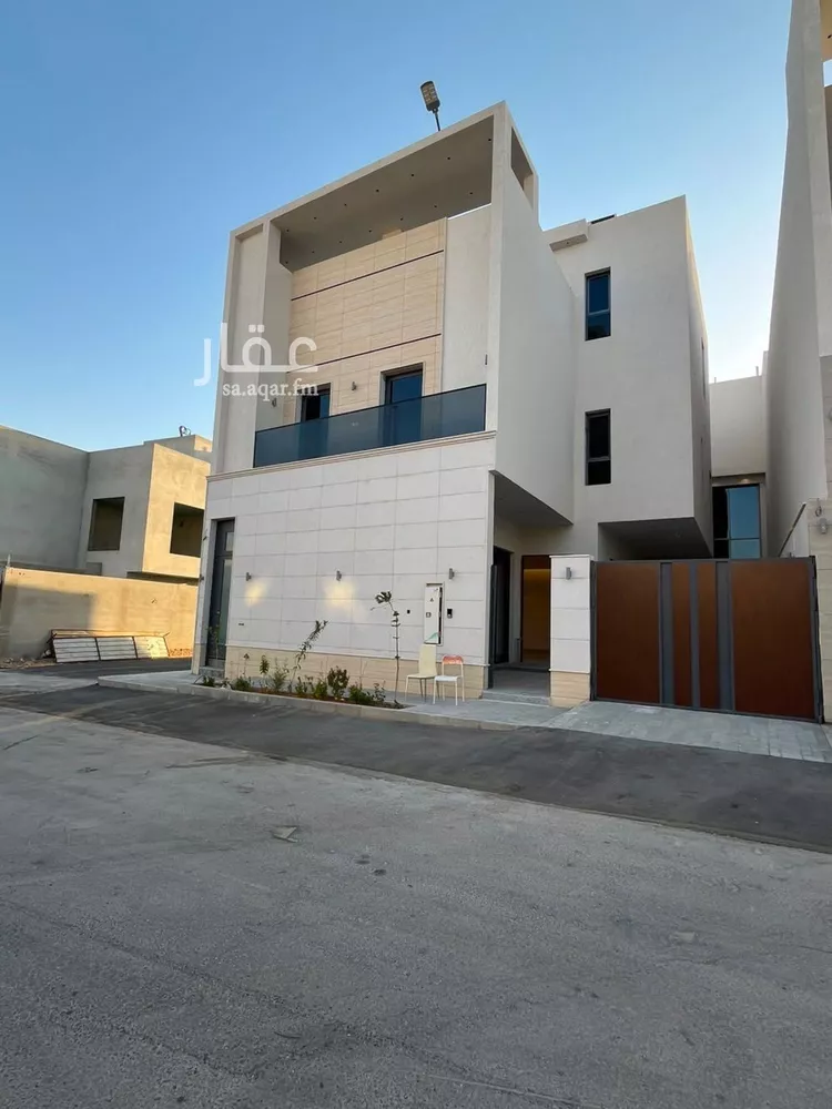 Villa for Sale in Riyadh Al Mahdiyah صورة 4
