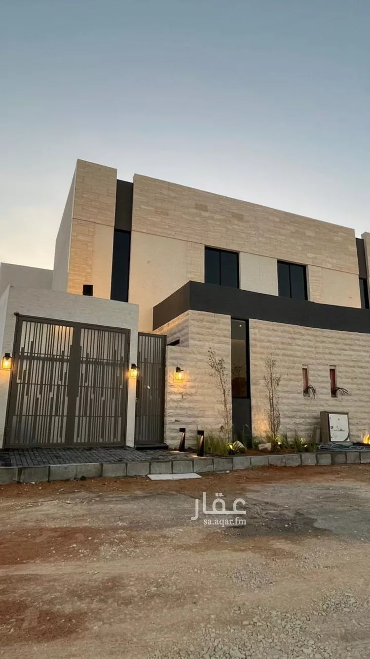 فيلا للبيع في شارع سبط العلاء, حي المهدية, مدينة الرياض, منطقة الرياض صورة 2