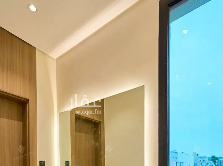 فيلا للبيع في شارع كرم الحربي, حي المهدية, مدينة الرياض, منطقة الرياض صورة 4