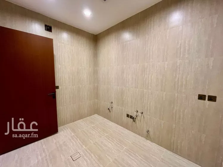 شقة للبيع في شارع عبداللطيف بن المبارك, حي المهدية, مدينة الرياض, منطقة الرياض 26