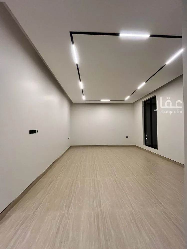فيلا للبيع في شارع سعد الله بن مجالد, حي المهدية, مدينة الرياض, منطقة الرياض 8