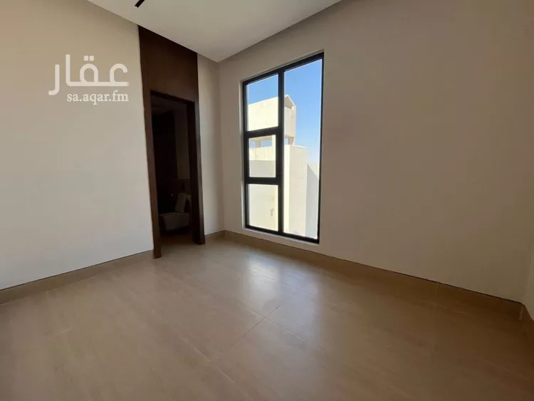 فيلا للبيع في شارع أمين بن محمد مرداد, حي المهدية, مدينة الرياض, منطقة الرياض 18