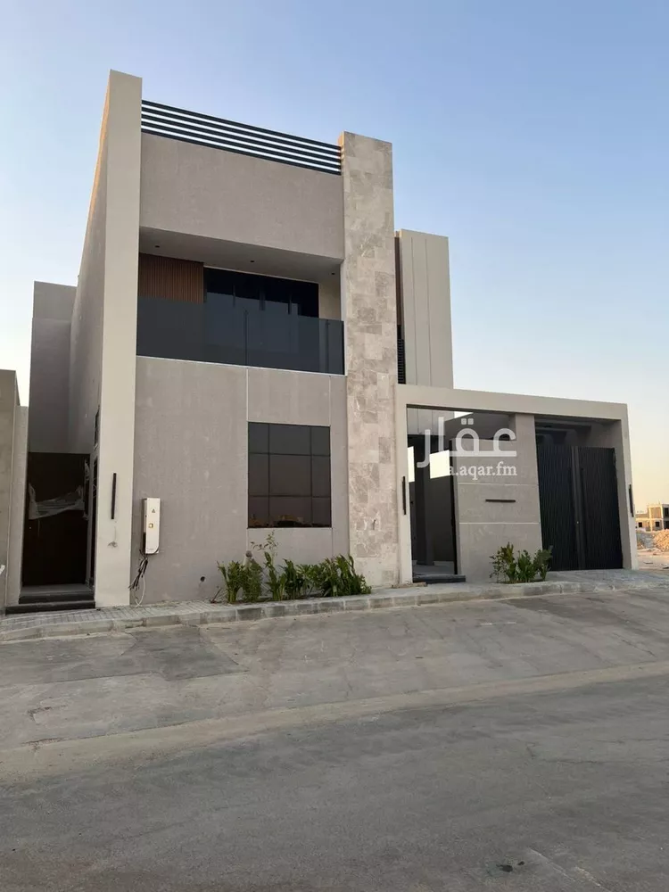 فيلا للبيع في شارع أبي القاسم الزجاجي, حي المهدية, مدينة الرياض, منطقة الرياض صورة 3