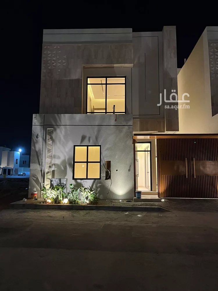 فيلا للبيع في شارع أحمد بن محمد العتابي, حي المهدية, مدينة الرياض, منطقة الرياض صورة 4