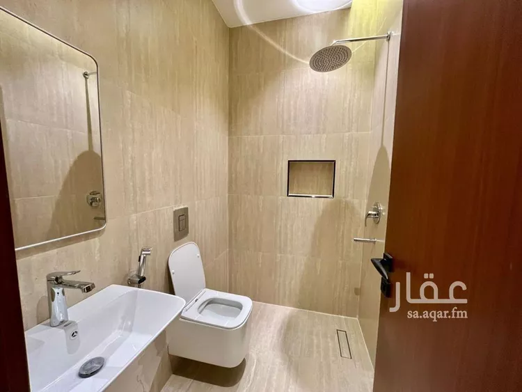 شقة للبيع في شارع عبداللطيف بن المبارك, حي المهدية, مدينة الرياض, منطقة الرياض 15