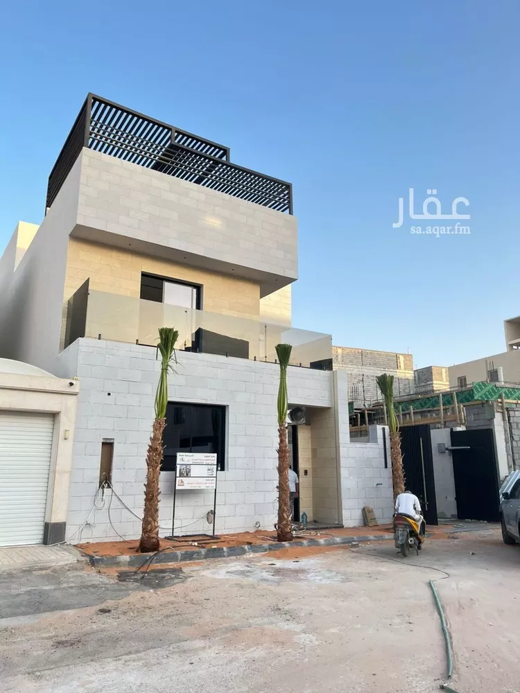 فيلا للبيع في شارع أحمد بن هاشم, حي المهدية, مدينة الرياض, منطقة الرياض صورة 2