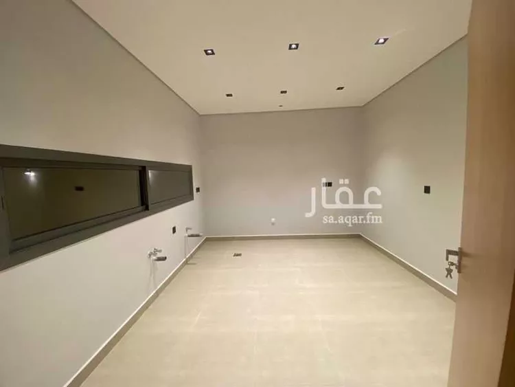 فيلا للإيجار في شارع المسلم بن سعيد ، حي مطار الملك خالد الدولي ، الرياض ، منطقة الرياض صورة 5