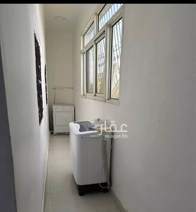 شقة للإيجار في شارع الملك عبدالله بن عبدالعزيز ، فيفاء ، فيفا صورة 3
