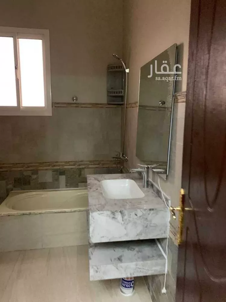 فيلا للإيجار في شارع ظهره العودة غرب 40, حي ظهره العودة غرب, مدينة الدرعية, منطقة الرياض