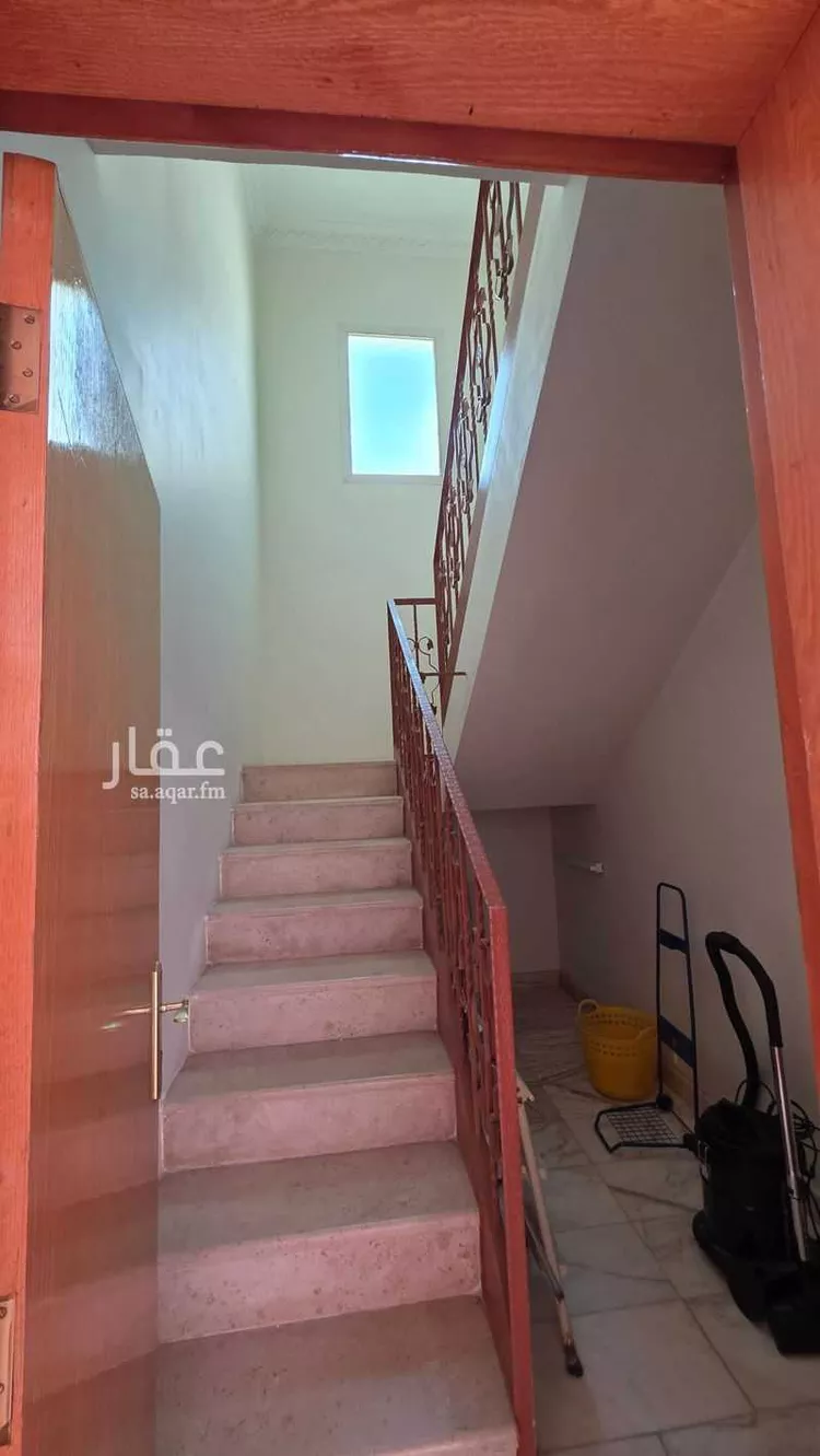 فيلا للإيجار في شارع أمية بن يزيد, حي المروج, مدينة الرياض, منطقة الرياض 13