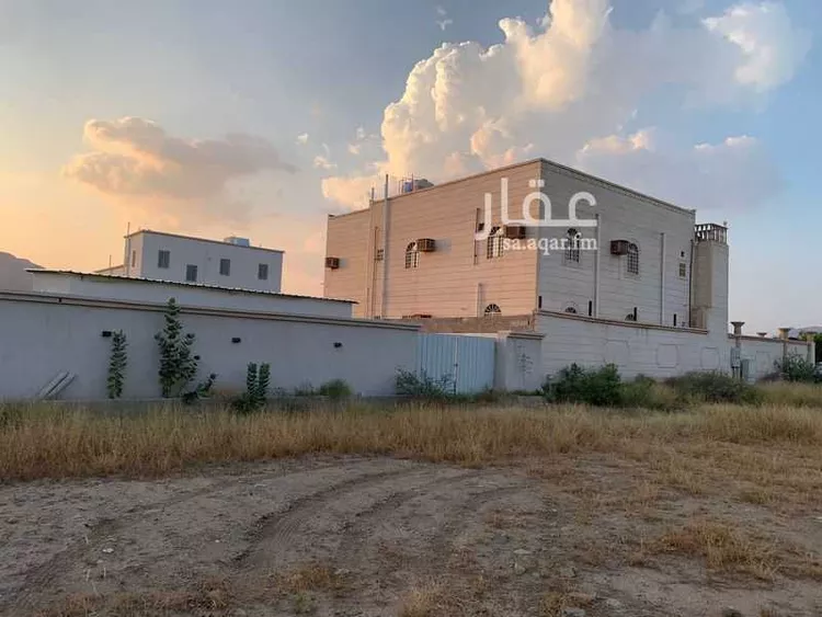 استراحة للبيع في شارع محمد بن معروف ، حي السلامة ، محايل عسير ، محايل صورة 4