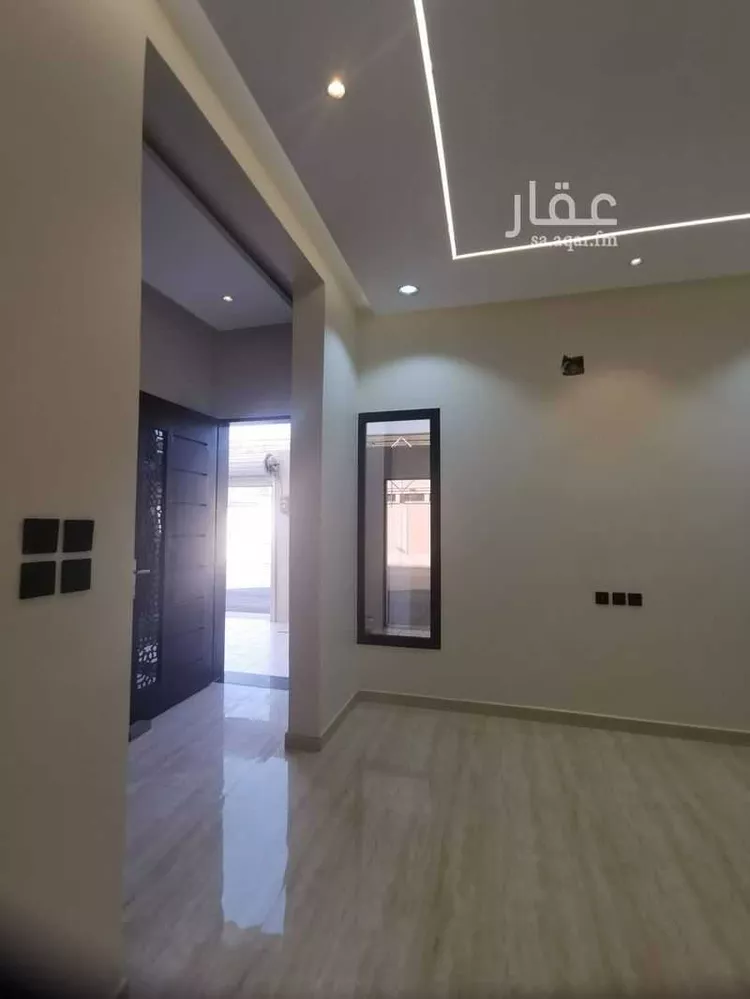 فيلا للبيع في شارع محمد بن مقرن, حي العريجاء الأوسط, مدينة الرياض, منطقة الرياض 7