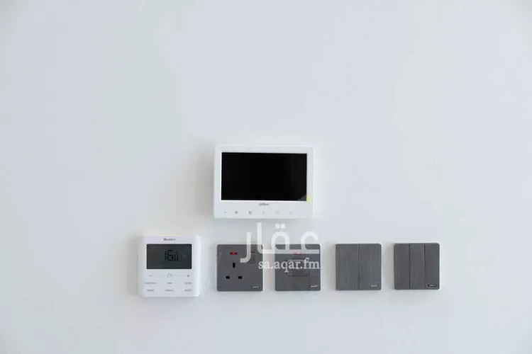 فيلا للبيع في شارع محمد بن عمر العرابي, حي الصفاء, مدينة الرياض, منطقة الرياض صورة 3