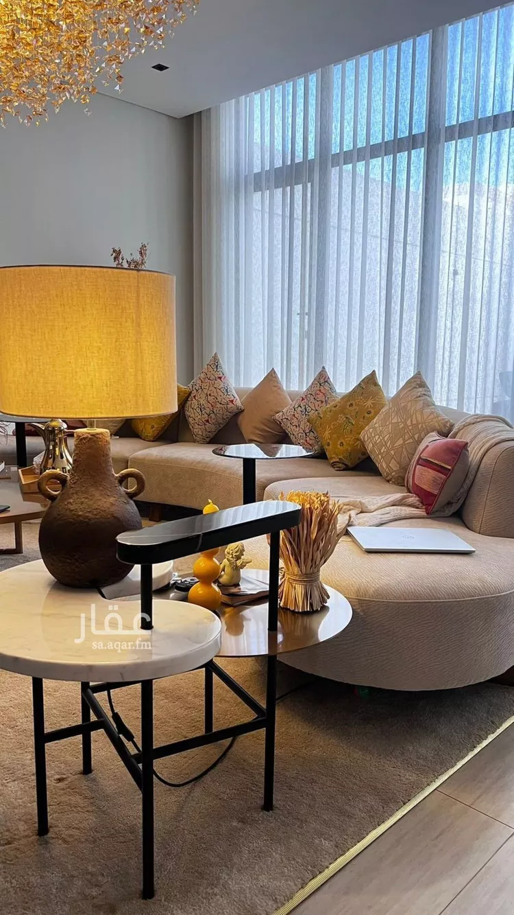 فيلا للإيجار في شارع عبدالكريم سلمان, حي العارض, مدينة الرياض, منطقة الرياض صورة 3