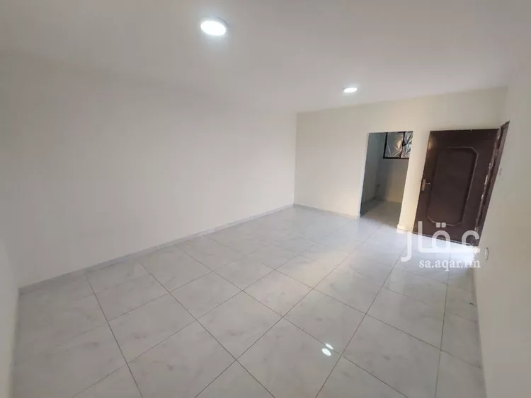 شقة للإيجار في شارع ابي ذر الغفاري, حي الربوة, مدينة الرياض, منطقة الرياض صورة 2