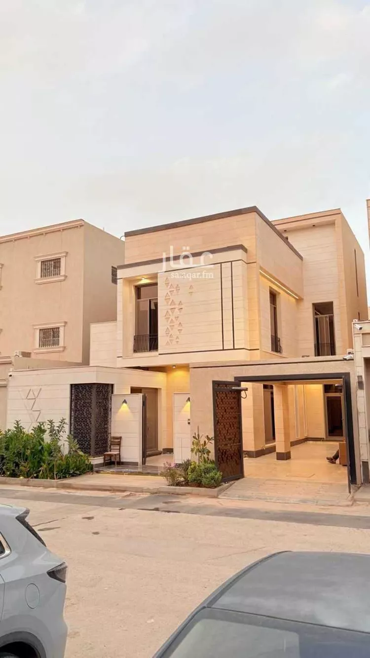 فيلا للبيع في شارع أحمد بن قطرب, حي المهدية, مدينة الرياض, منطقة الرياض 1 صورة