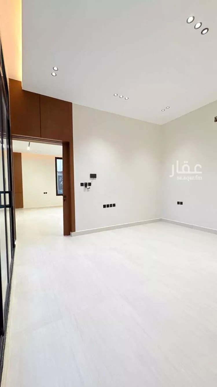 Villa for Sale in Riyadh Al Mahdiyah 14