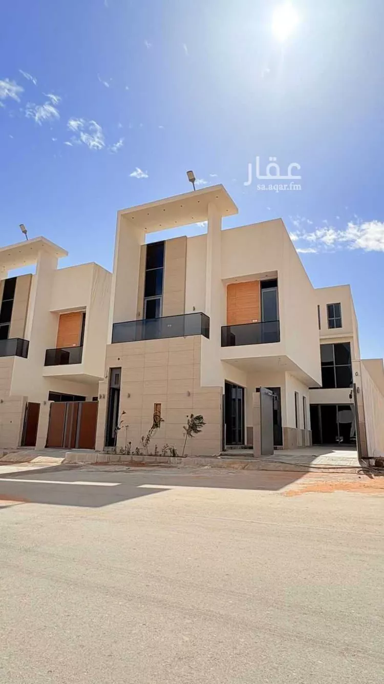 فيلا للبيع في شارع أحمد بن قطرب, حي المهدية, مدينة الرياض, منطقة الرياض