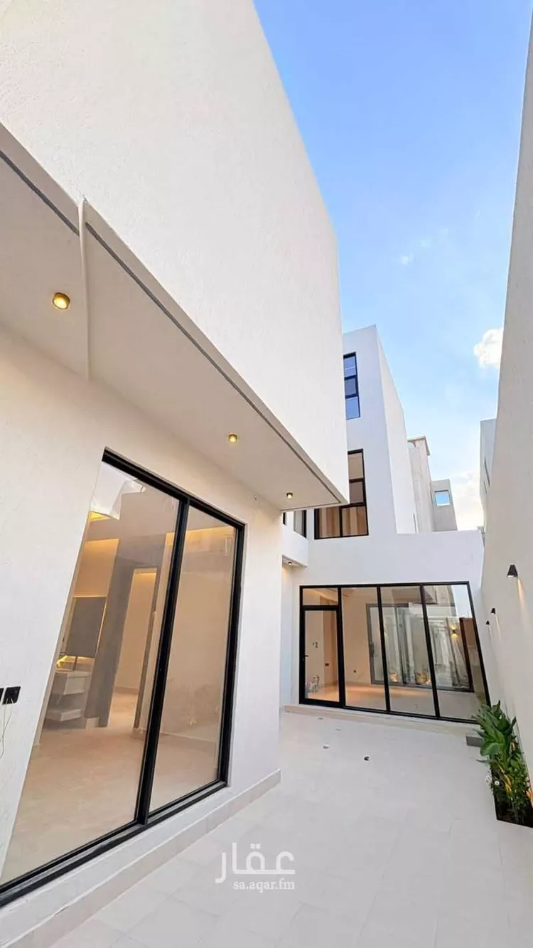 Villa for Sale in Riyadh Al Mahdiyah صورة 4